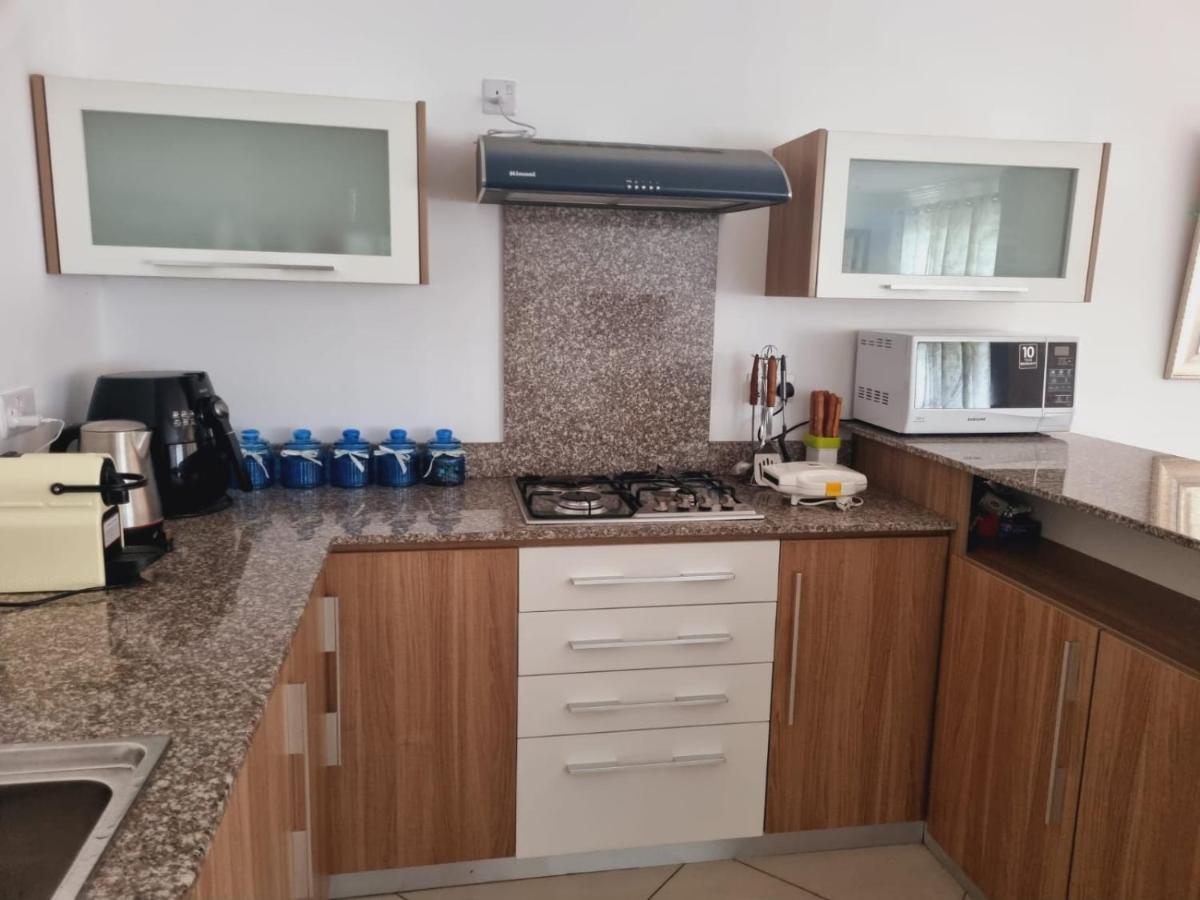 شقة Ocean Bliss By Oasis Holidays Flic-en-Flacq المظهر الخارجي الصورة
